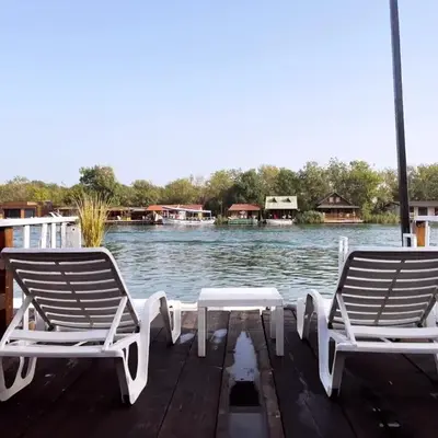 Sidro river house