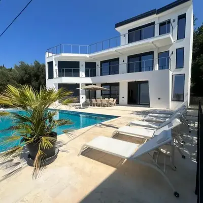 Villa Infinity Bar Montenegro