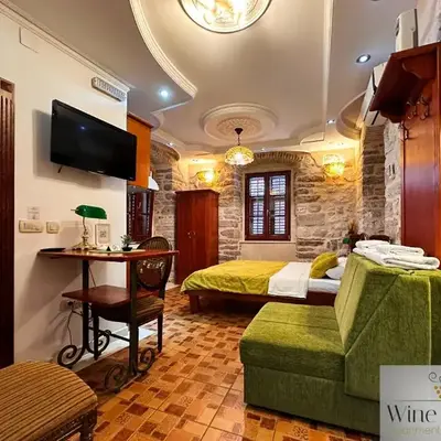 Apartments Wine House Old Town