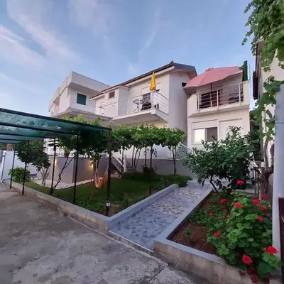 Apartments Marina
